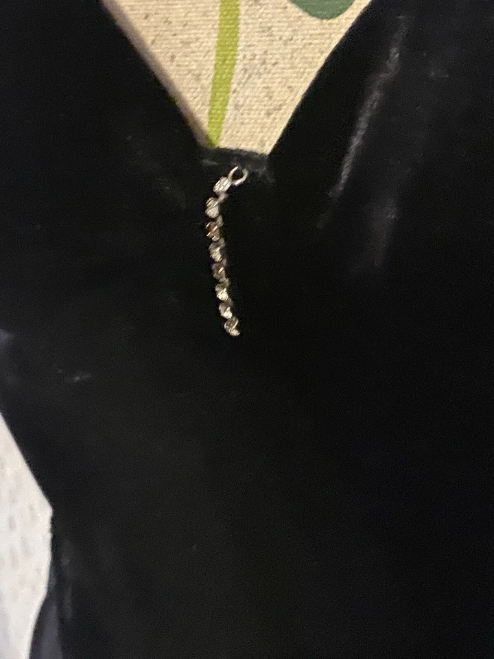 Bustier gótico vintage de terciopelo años 90 con diseño diamantado y atado trasero Foto 3 de 4