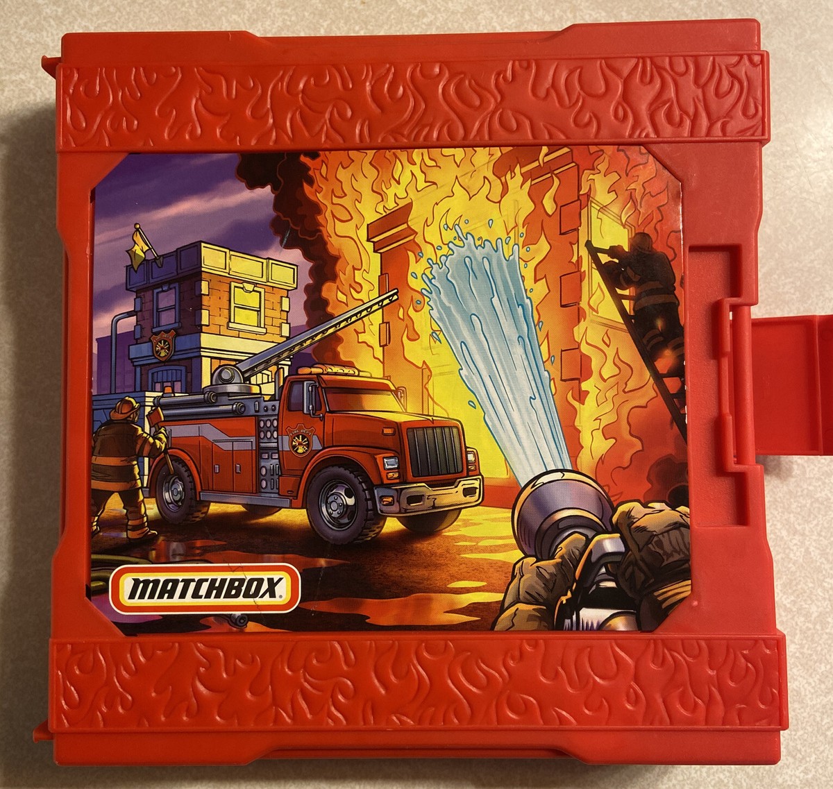Matchbox Pop-Up Folding Travel Playset Fire Fighter Truck 2006