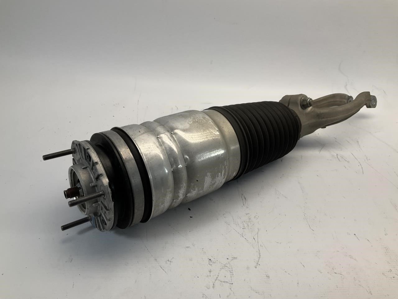 23-24 Maserati GranTurismo M189 Front Right Passenger Strut Shock Absorber Q