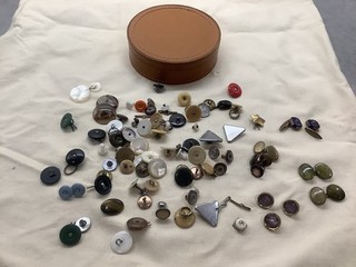 Mixed Lot Vintage Antique Collar / Shirt buttons.Studs Cufflinks in leather case