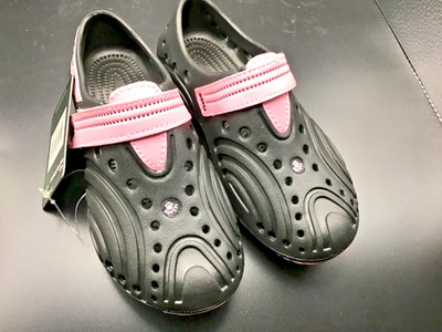 Girls Dawgs Golf Shoes Size 13 NIB Black Pink Spikes/Cleats Lightweight