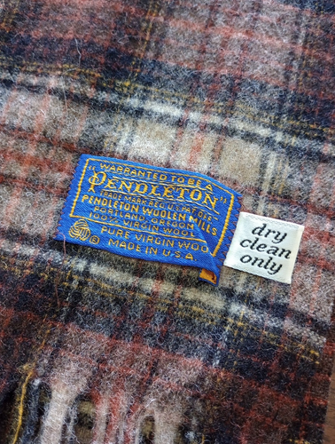 Pendleton Virgin Wool Scarf Adult Red Blue Brown Plaid Fringe Lot of two scarfs - Picture 4 of 11