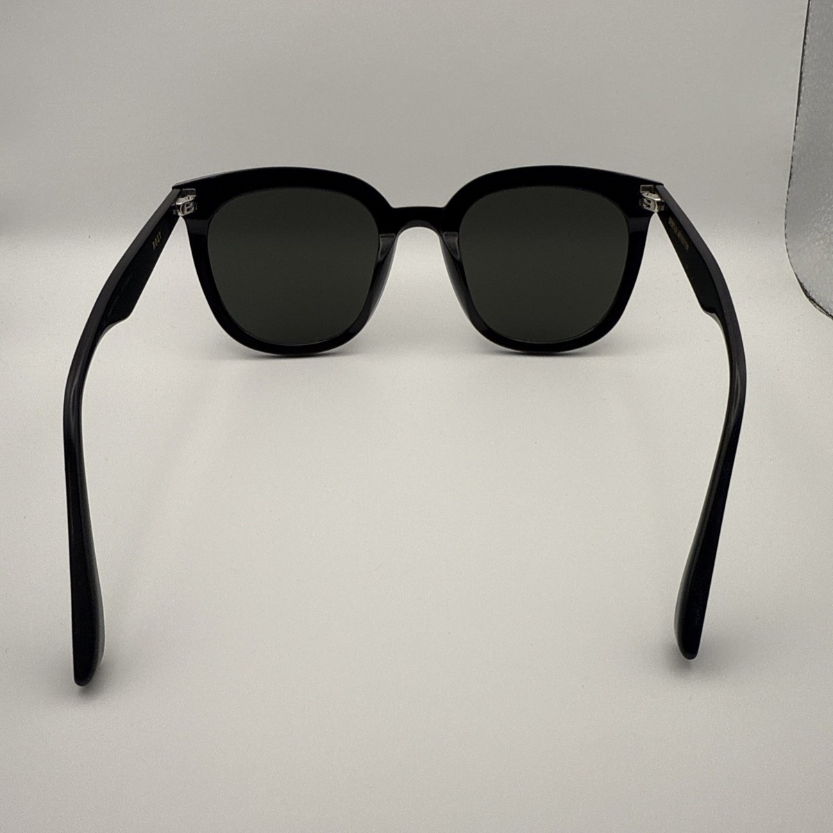 GENTLE MONSTER - ROSY-01 Sunglasses READ | eBay