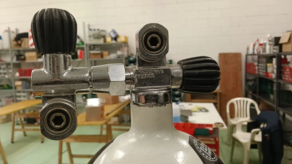 Bombola sub 12 litri, Faber, in acciaio, da revisionare - Immagine 4 di 4