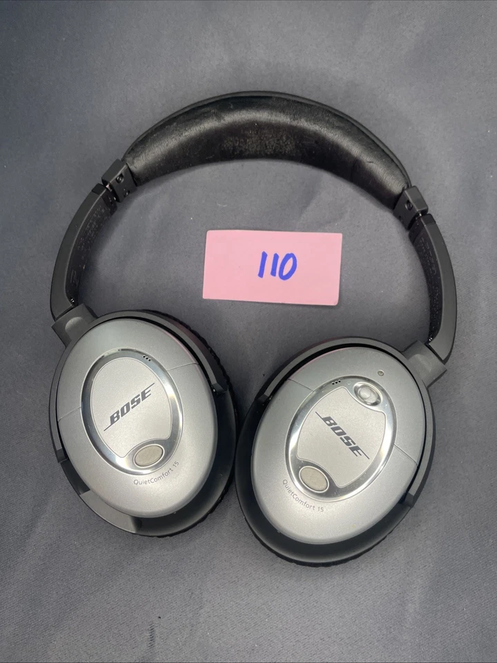 Bose Quiet Comfort 15 Acoustic Noise Cancelling Wired Headphones - (110) - Image 2 of 4