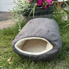 Boots  Barkley Round Pet Bed Washable Small Dog  Cat Bed with Non-Slip Bottom