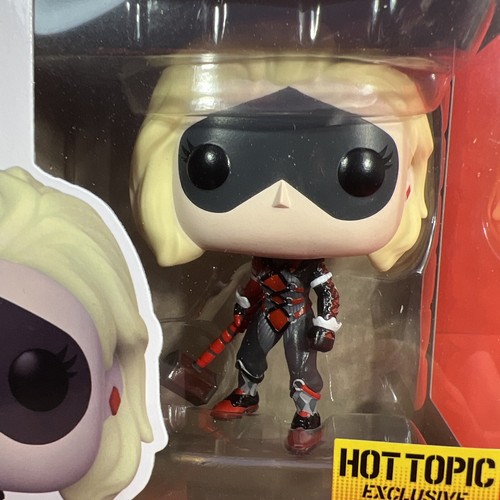 Funko Pop! Vinyl: DC Comics - Harley Quinn - Hot Topic (HT) (Exclusive) #895 - Picture 2 of 7