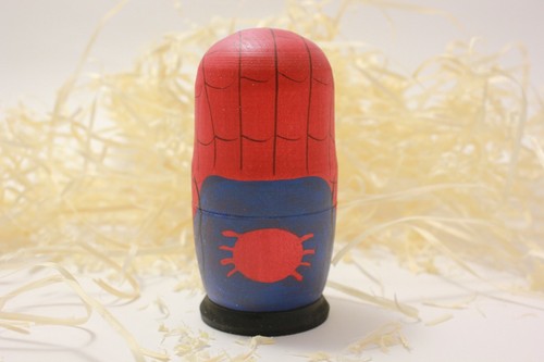 Muñeca apiladora de madera pintada a mano Heroes de 4" 5 piezas - Imagen 11 de 12