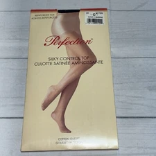 Vintage Perfection Size C Navy Marine Silky Control Top Reinforced Toe Pantyhose