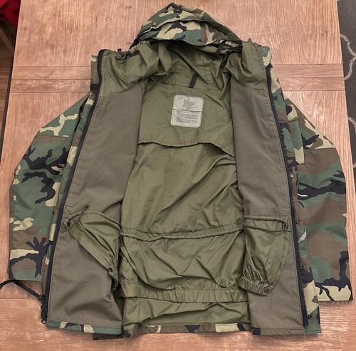 ECWCS Parka Bosco Medio Lungo Gore-Tex Tempo Freddo Mimetico M81 - Foto 5 di 6