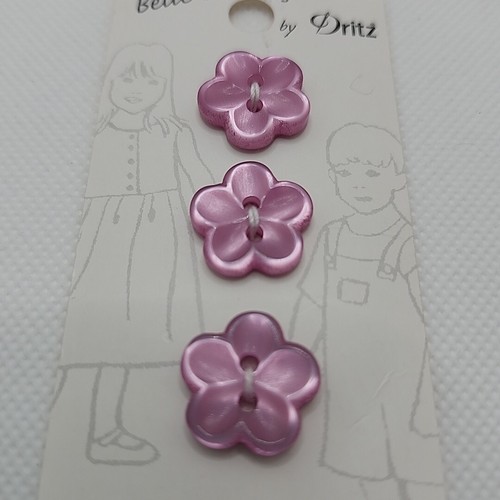1 Package Belle Buttons By Dritz Flower Button 11/16" 18mm 3ct. Pinkish/Purplish - Picture 2 of 3