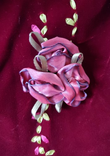 Burgundy Velvet Dress in size 16 (Girls) - Picture 5 of 10