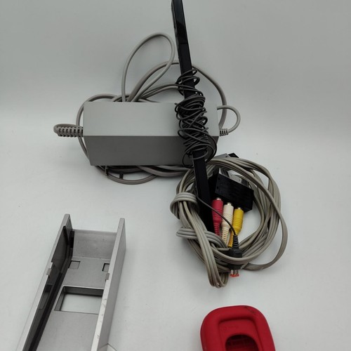 Nintendo Wii Console Rossa Completa EDIZIONE SPECIALE Controller Motion Plus - Foto 7 di 9