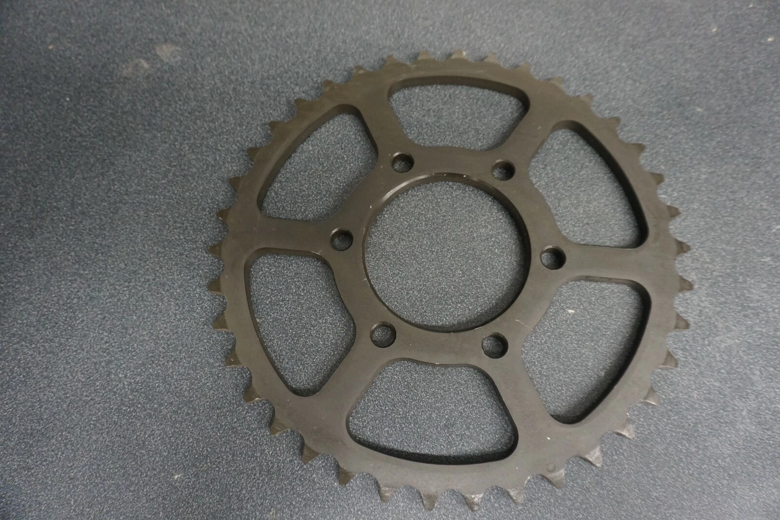 NOS Sunstar Rear Steel Sprocket 38T Kawasaki KZ 750E 1000C 1000P K1131R
