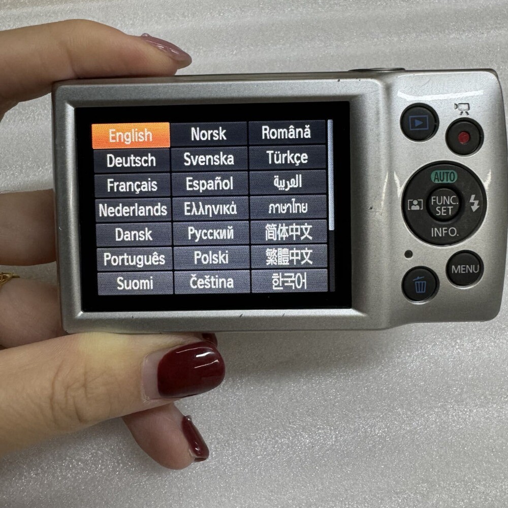 Canon IXUS 175 20.0MP 8x Optical Zoom Digital Camera 90% New Work