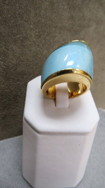 Vhernier Milanese Turquoise 18k Gold Ring, Bold Smooth Dome Design size 8 Signed