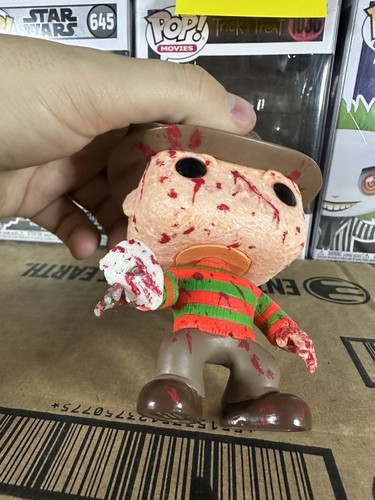 Custom Bloody Super GITD Funko Pop! Nightmare on Elm Street Freddy Krueger - Picture 3 of 23