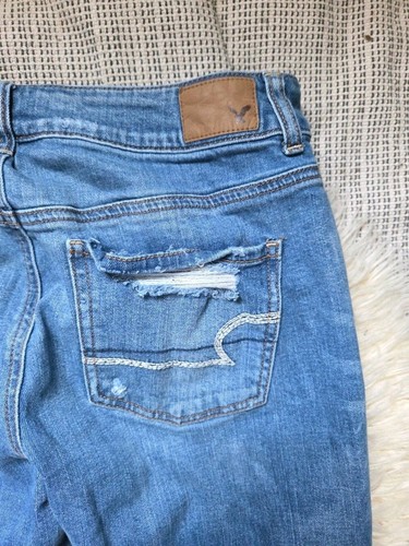 American Eagle AE Stretch Ripped Mom Jeans Hi Rise 4 Distressed Straight Leg - Bild 9 von 11