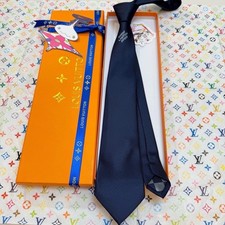 Louis Vuitton Classic Men's Solid Blue Tie Silk Formal