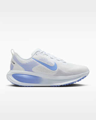 Nike Vomero 18 'Extra Wide' (Size 9) 