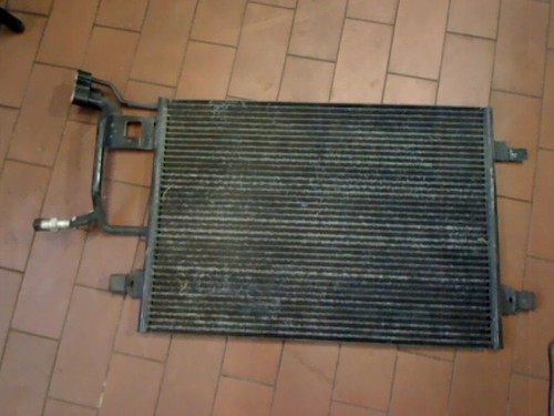 Kondensator Klimaanlage VW Passat Variant 1.9 TDI 3 B 12 Monate Garantie