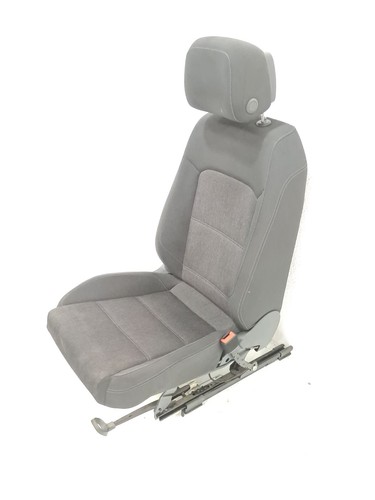 5Q4881106Q VORDERSITZ RECHTS / 722518 für VOLKSWAGEN PASSAT B7 Variant (365)