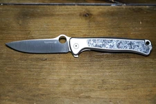 Spyderco SLYM Knife M390 Steel Titanium/Carbon Fiber C271TIP Factory Second