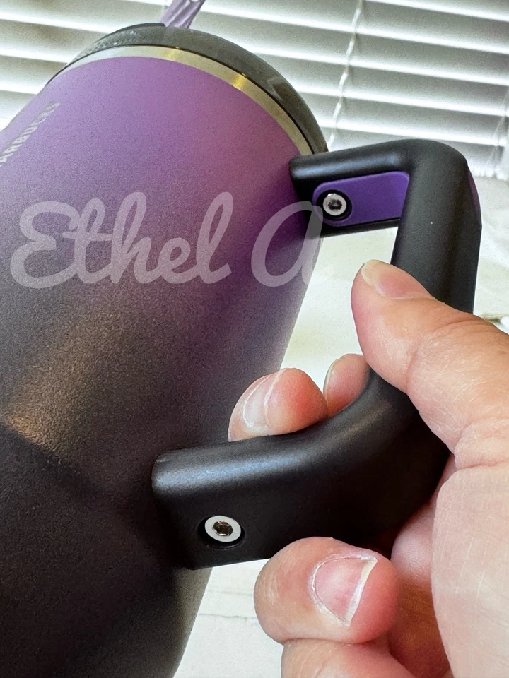 Copo Ombré Stanley x Starbucks 40 oz SxS 2024 Halloween roxo preto novo com etiquetas - Imagem 3 de 4