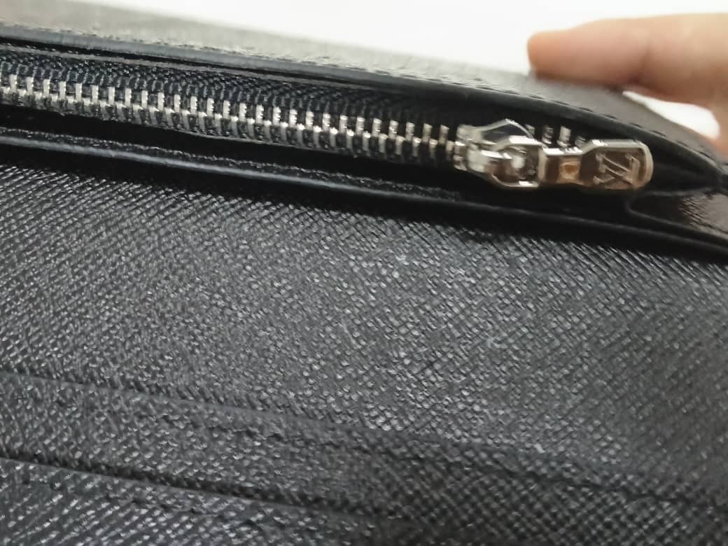 Louis Vuitton Monogram Eclipse Brazza Canvas Long… - image 8