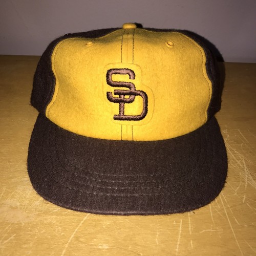 VINTAGE 1970's SAN DIEGO PADRES wool 