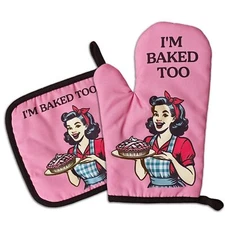 Retro Housewife Oven Mitts and Pot Holders（Set of 2） I'm Baked Too Heat Resis...