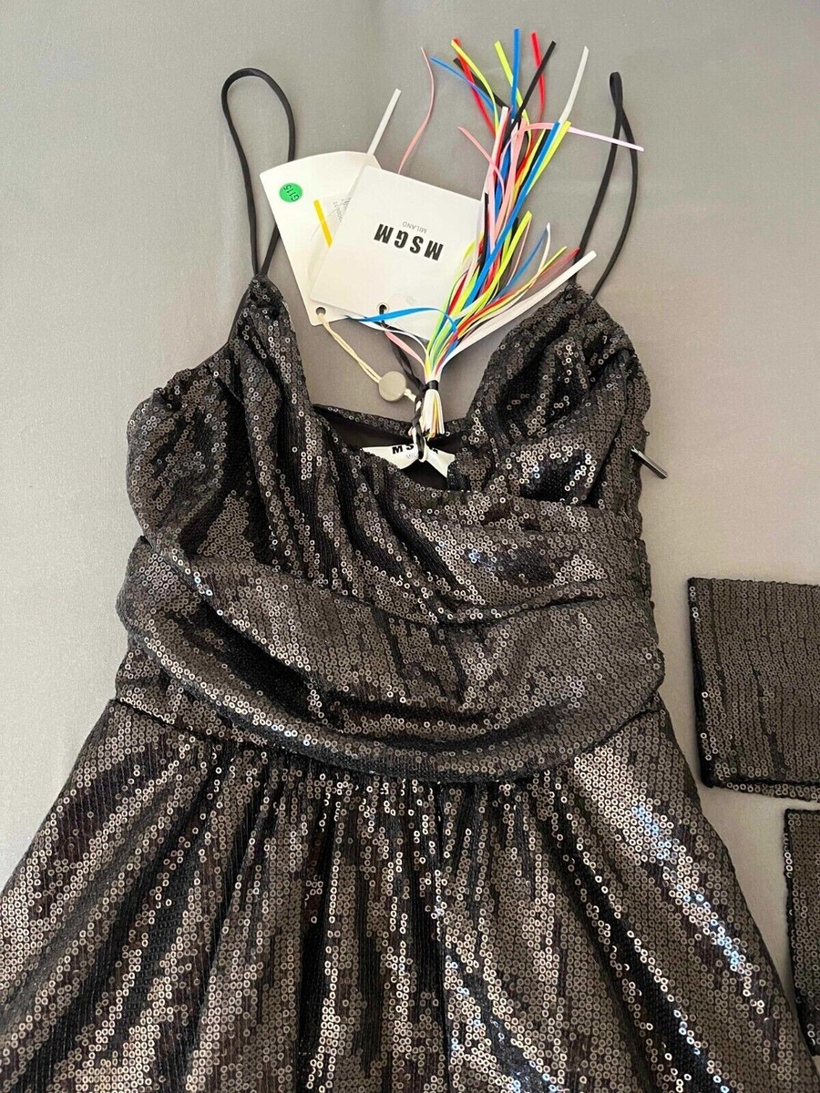 【送料&関税込】MSGM Sleeveless Sequined Dress MSGM sequin sleeveless mini dress with a long belt. NEW with