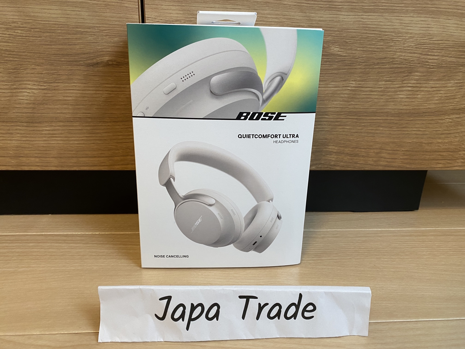 BOSE QuietComfort Ultra Noise Canceling Headphones Spatial Audio White Box-image