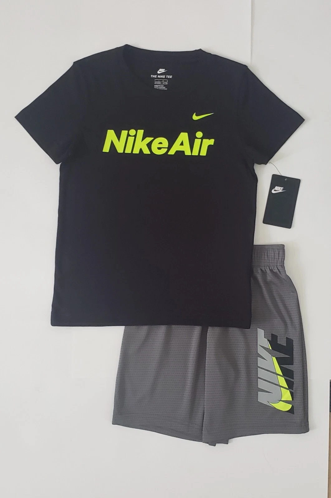 Boys NIKE AIR Shirt & Shorts 2 Piece Graphic Set Sizes 6, or 7: NWT