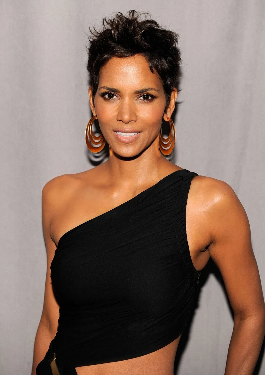 Halle Berry Large Earrings 8x10 Picture Celebrity Print eBay