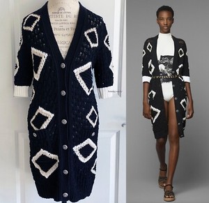 役職者貸与非売品CHANEL uniform カシミアカーディガン Chanel Uniform Cardigan | eBay