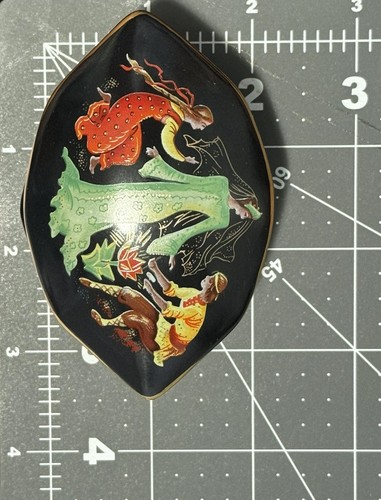 MCM Porcelain Trinket Music Box FRANKLIN MINT 1988 "The Stone Flower" - Picture 6 of 7