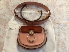Chloe, Bolso Mujer Logo Tess, Anillo Repujado Embellecido Hombro, Rosa/Marrón.