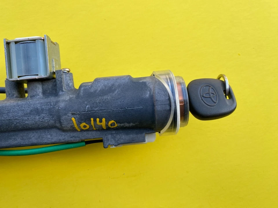 Toyota Avalon 2005-2010 interruptor de encendido bloqueo con llave e inmovilizador OEM 89783-AA010 Foto 2 de 4