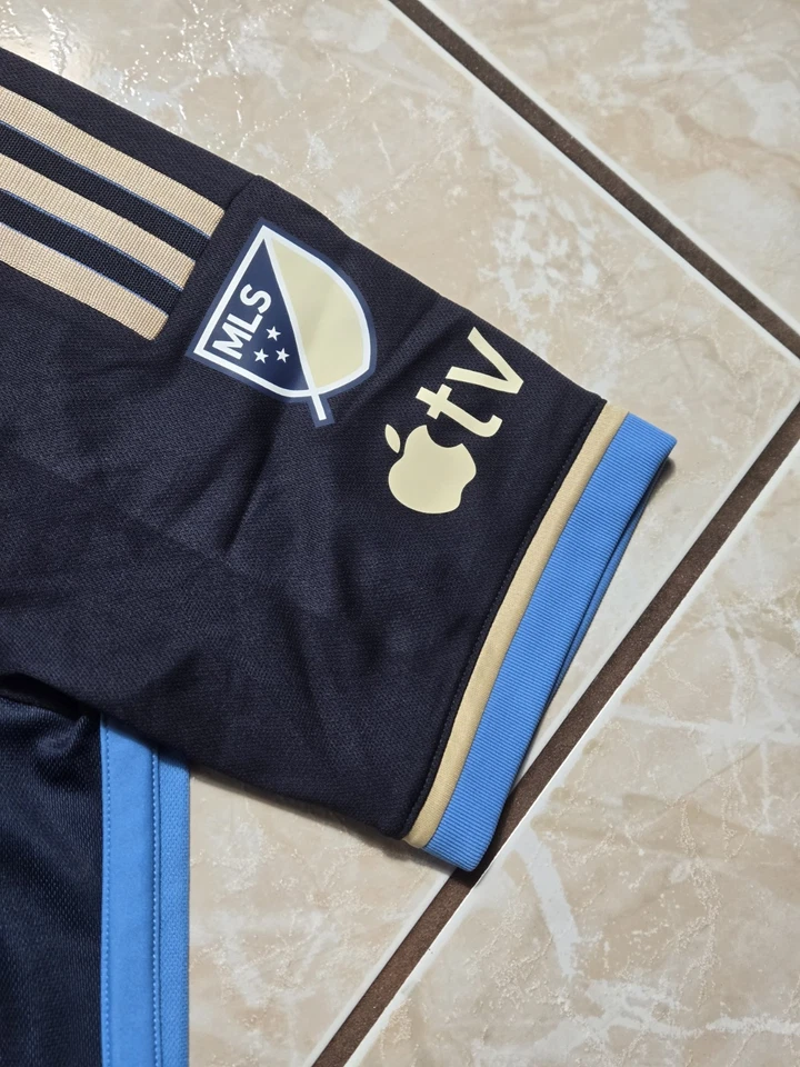 NWT Adidas Philadelphia Union 23/24 Authentic Home MLS Soccer Jersey Mens M $150 - Image 4 of 4