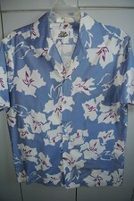 Hilo Hattie Large Classic Early 70's Hibiscus Flowers on Blue/Mint