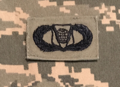 US Air Force Basic Command & Control Badge ABU Sew-On USAF