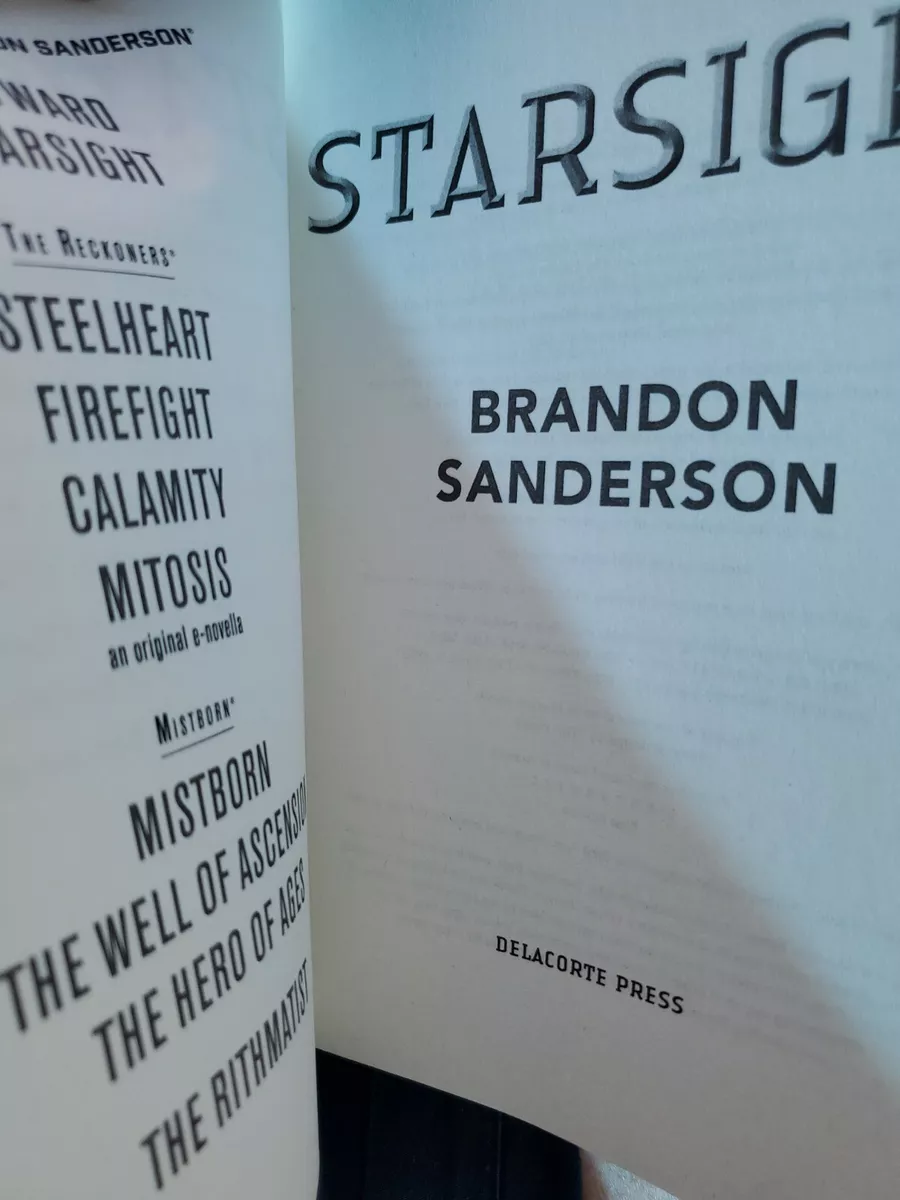 Starsight: The Second Skyward Novel by Sanderson, Brandon: New (2020)