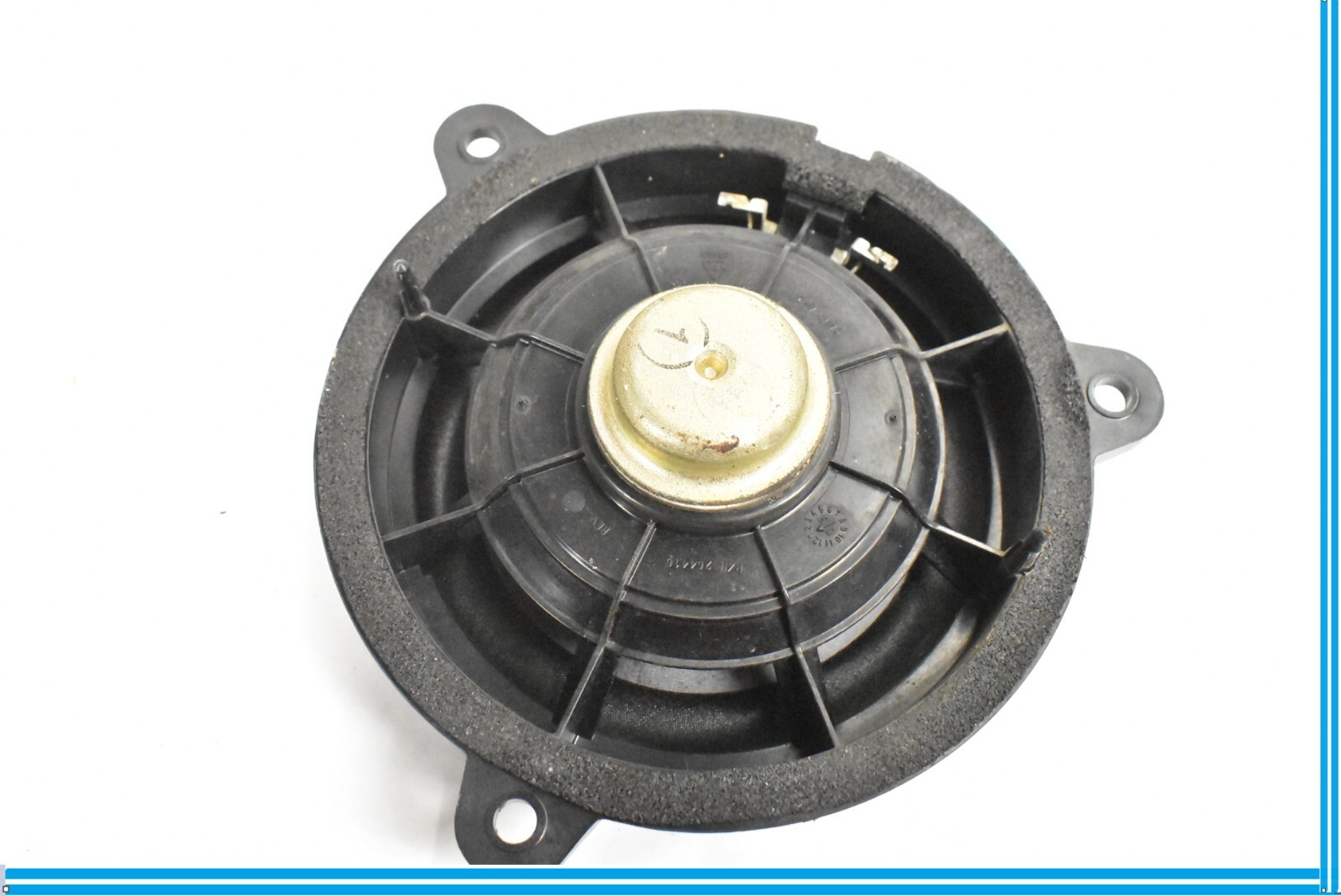 Maserati Quattroporte 2003-2012 Rear Right Speaker P/N 191369