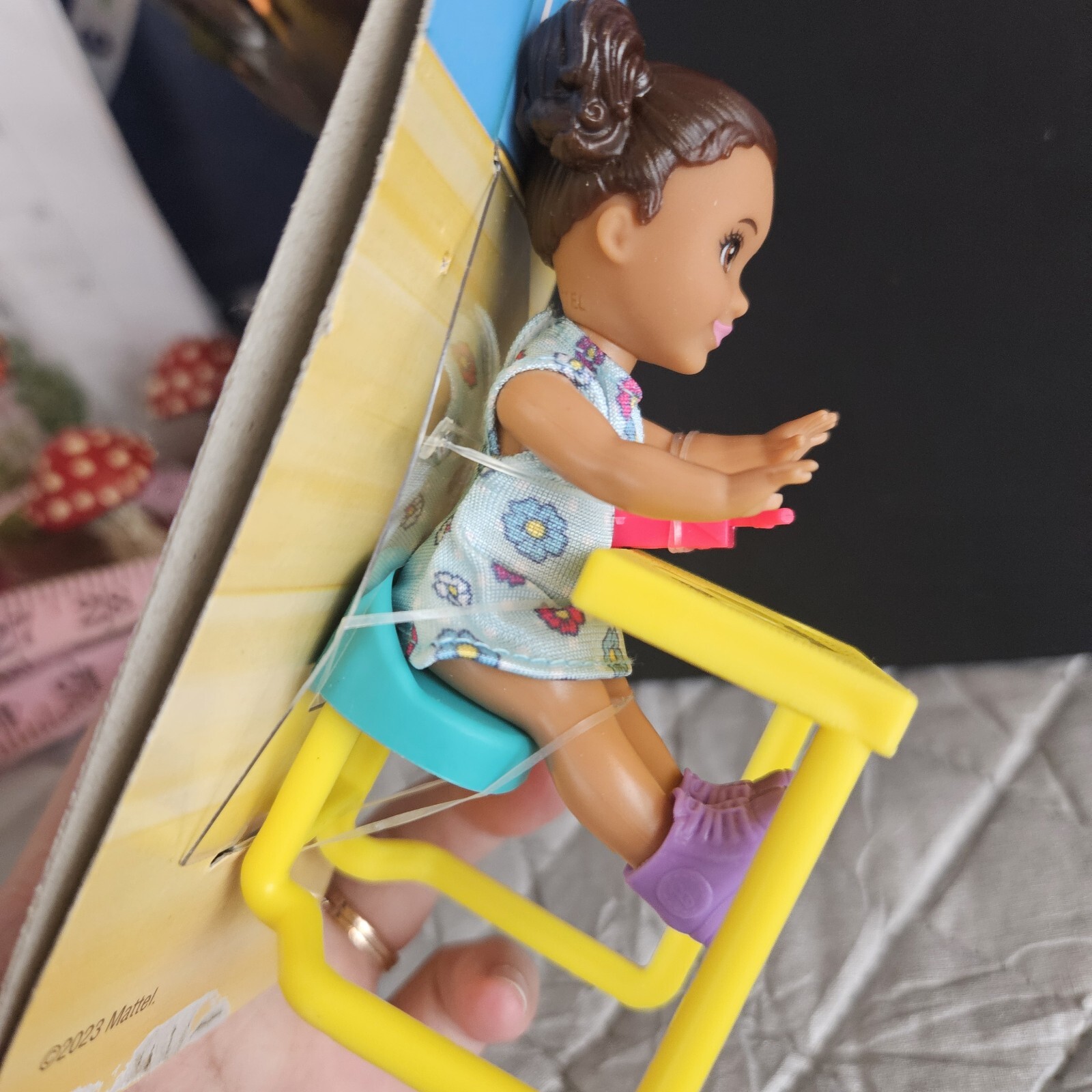 Kelly doll Barbie Careers I Can Be a Teacher Incl. Chair, Desk, Juice Box Kelly