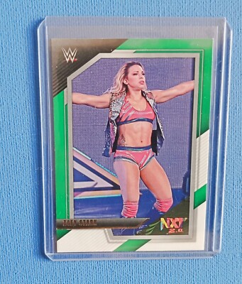 Panini WWE NXT 2.0 Base #06 Zoe Stark Green Paralell in Toploader