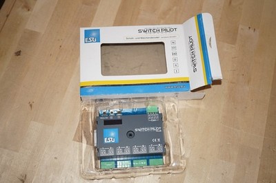 ESU 51831 SwitchPilot 3 Plus DCC / Motorola  8 Weichenausgänge --- aus Auflösung