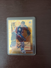 2000-01 Be a Player ~ Milan Hejduk ~ #102 ~ Gold Auto