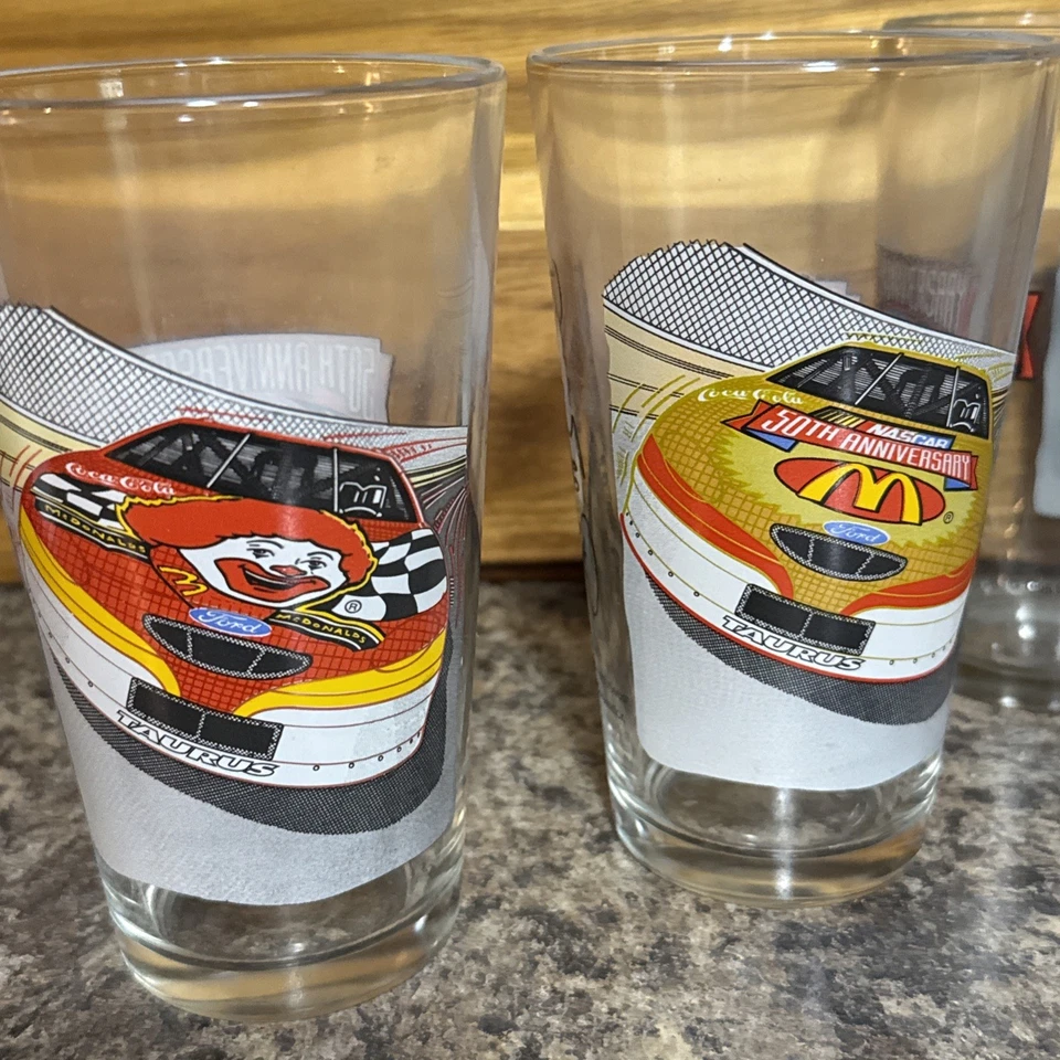 Vasos de beber NASCAR 50 aniversario Bill Elliott. McDonald’s 1998. Juego de 4 Foto 4 de 4