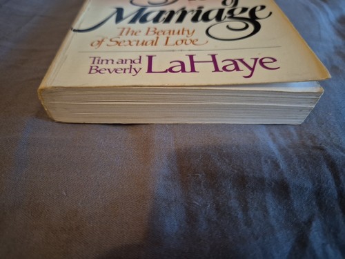 The Act of Marriage The Beauty of Sexual Love by Beverly and Tim Lahaye pbk 1976 - Picture 4 of 6